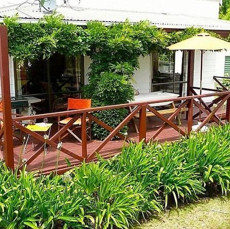 Cute Cottage - Cooks Beach Bach ภายนอก รูปภาพ